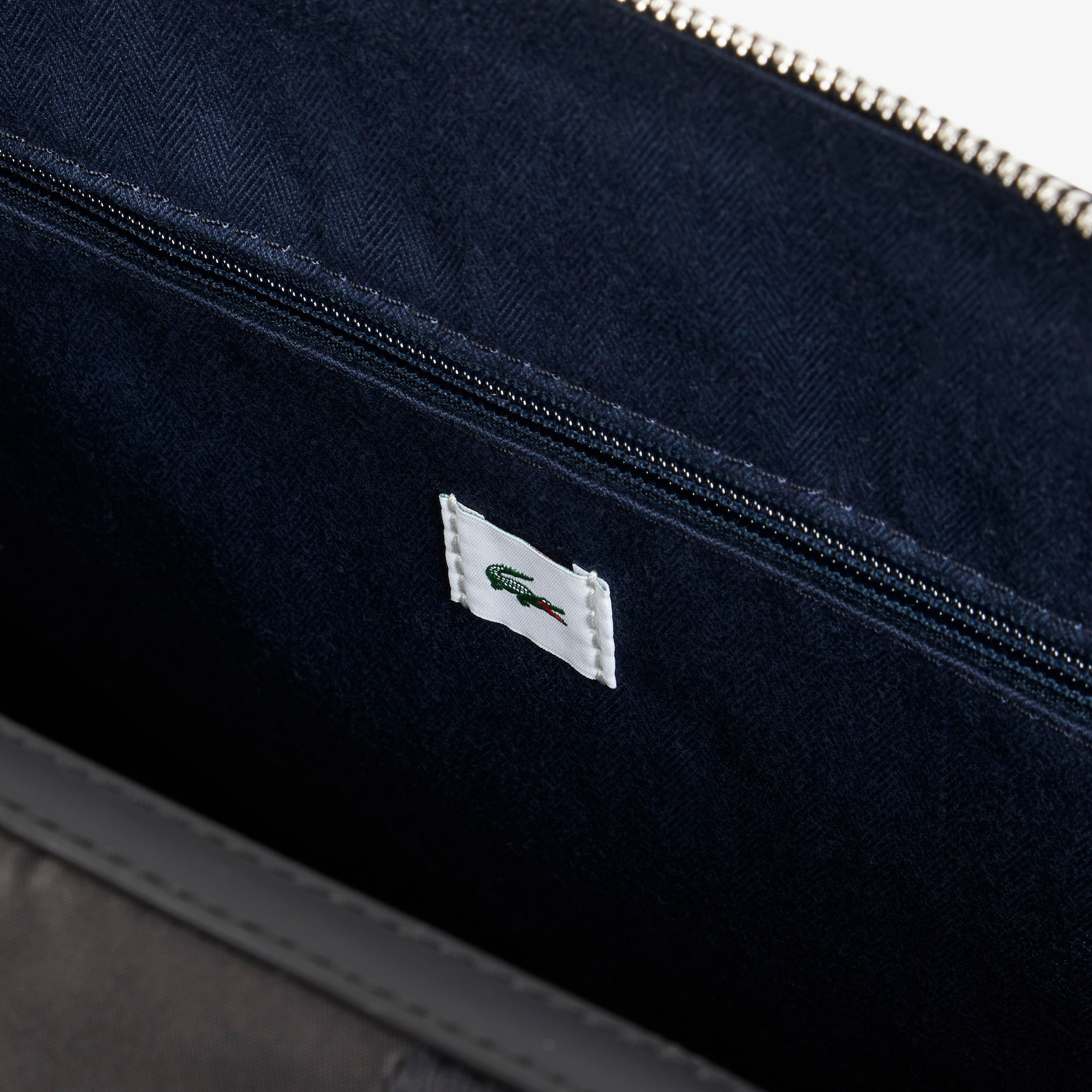 Lynon Weekend Bag image number 3