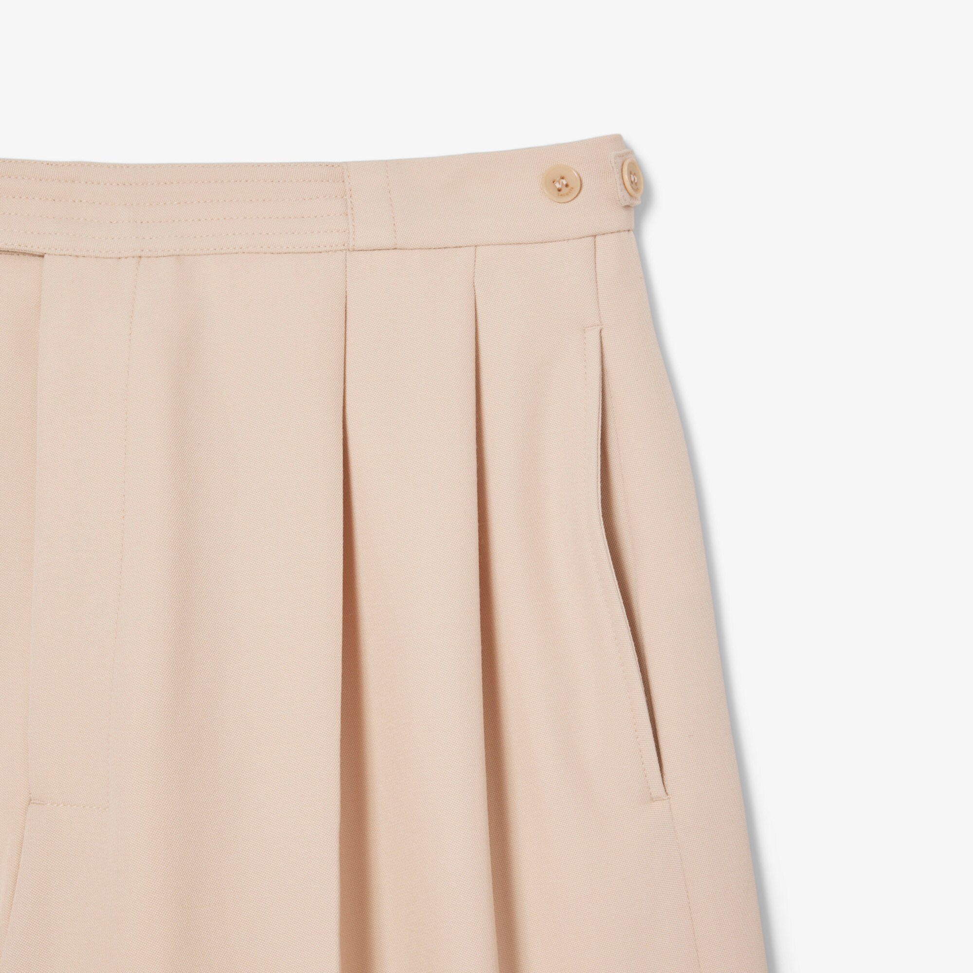 Runway Fitted Wool Bermuda Shorts image number 5