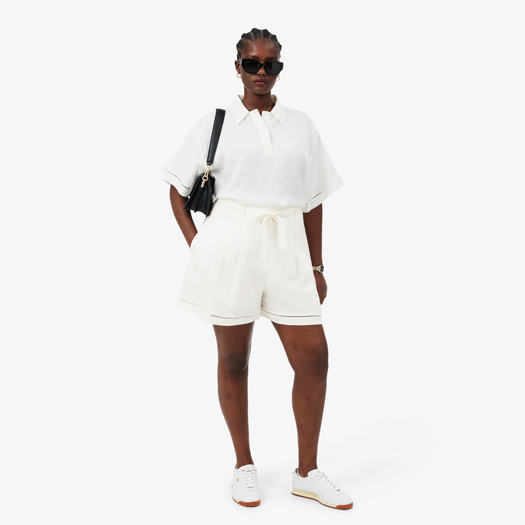 Oversized Fluid Linen Blend Bermuda Shorts image number 9