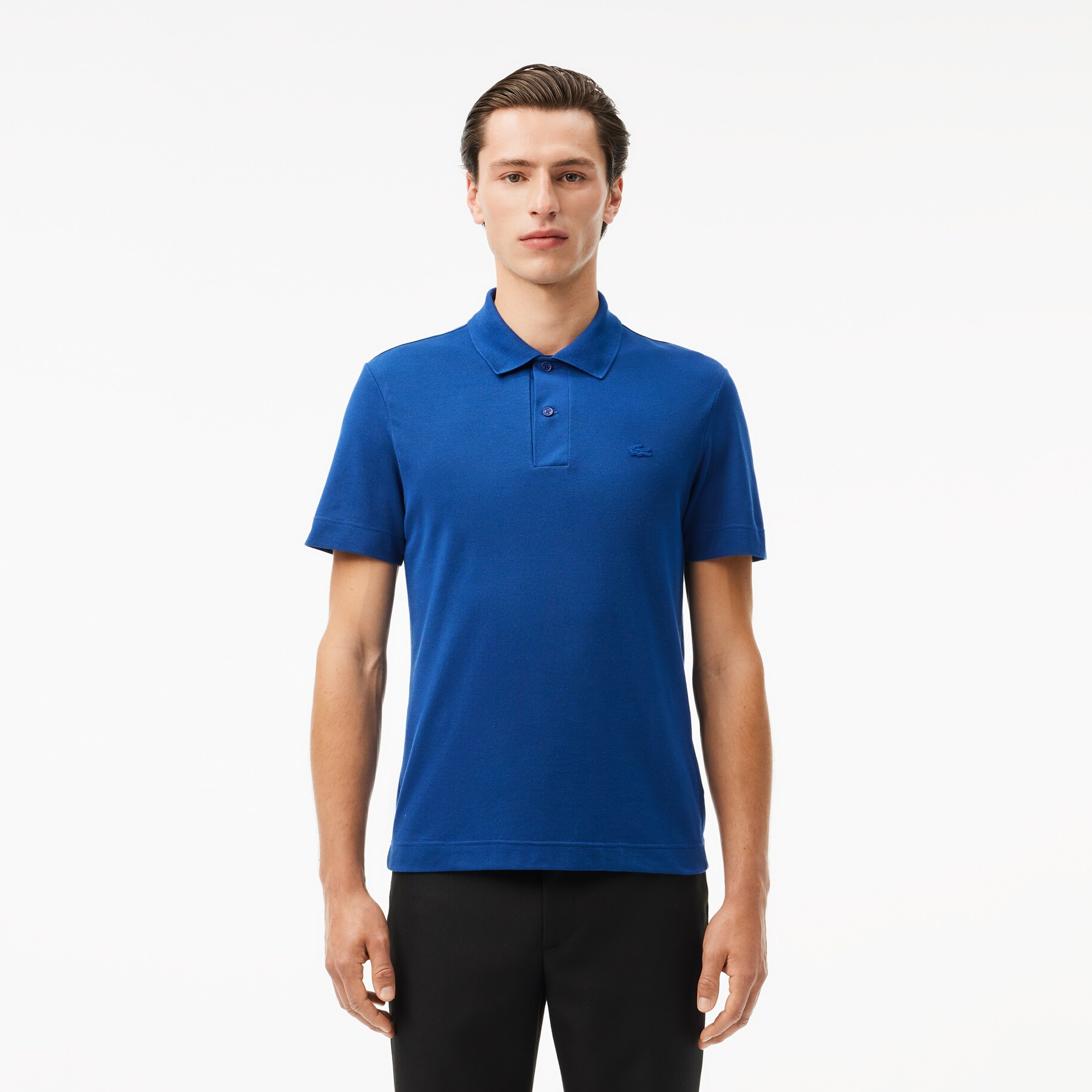 Regular Fit Ultralight Piqu&eacute; Lacoste Movement Polo Shirt image number 0