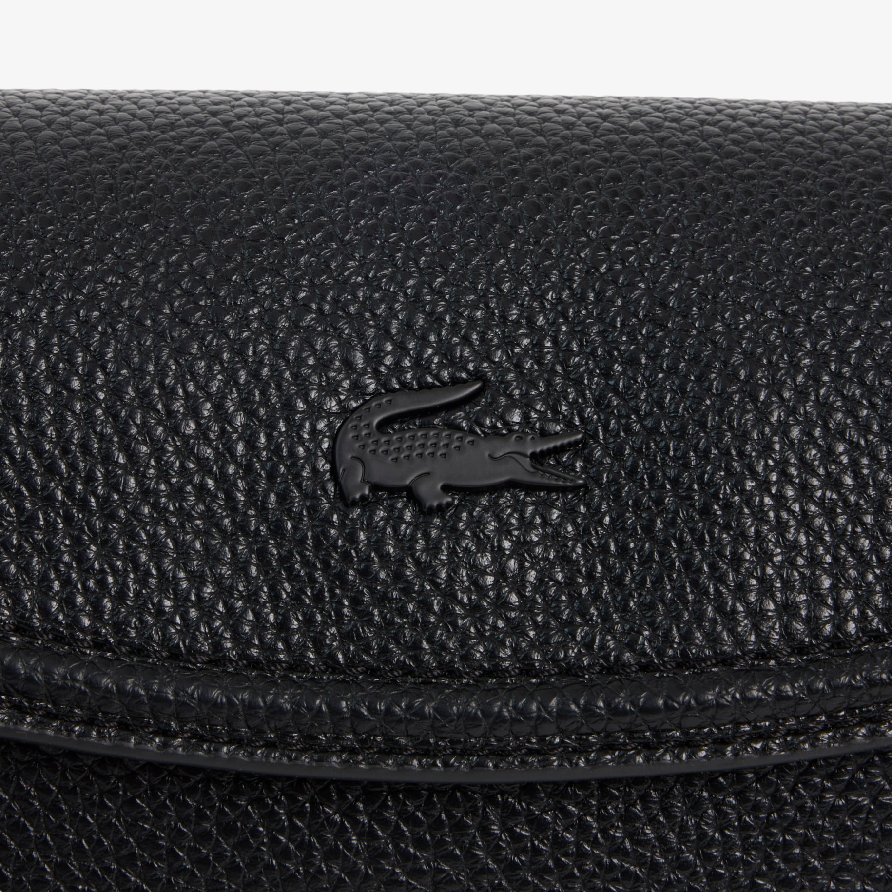 Everyday Club Flap Close Shoulder Bag image number 4