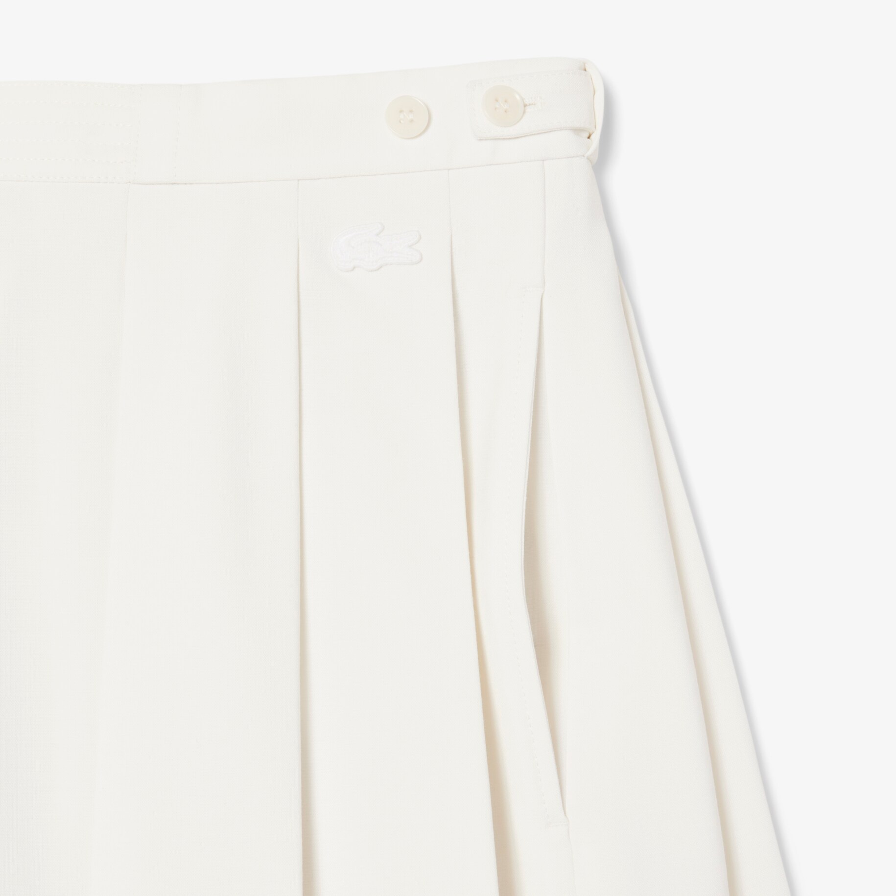 Runway Pleated Wool Bermuda Shorts image number 5