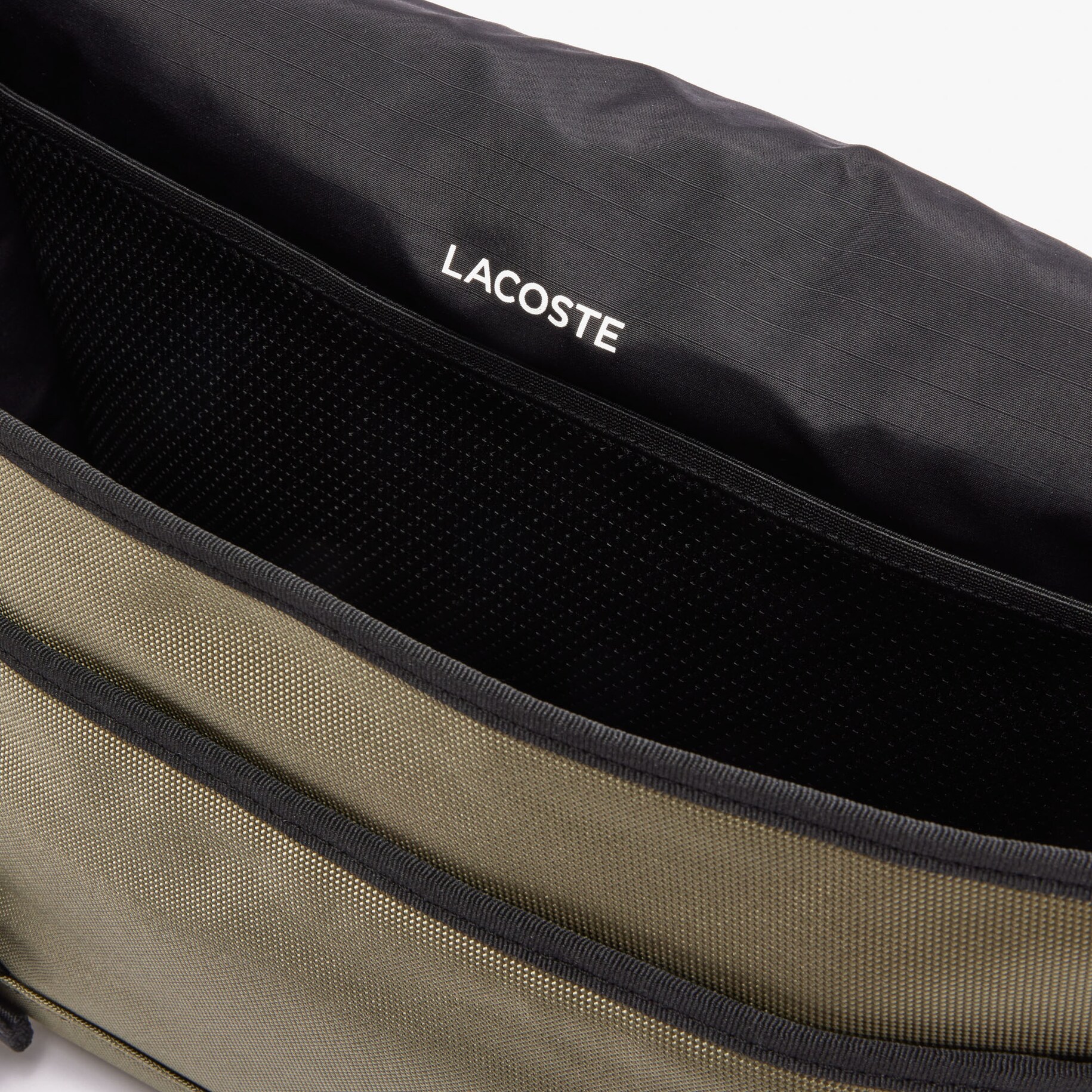 Kome Shoulder Bag with iPad Pocket image number 3