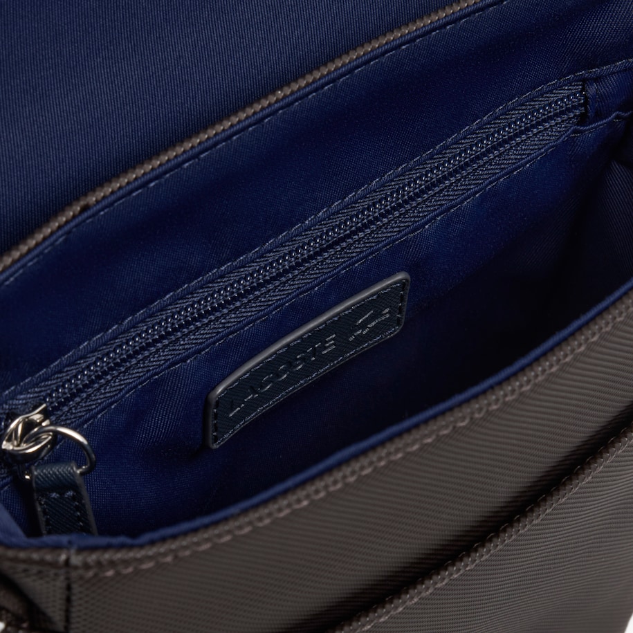 Men's Classic Flap Close Shoulder Bag image number 3