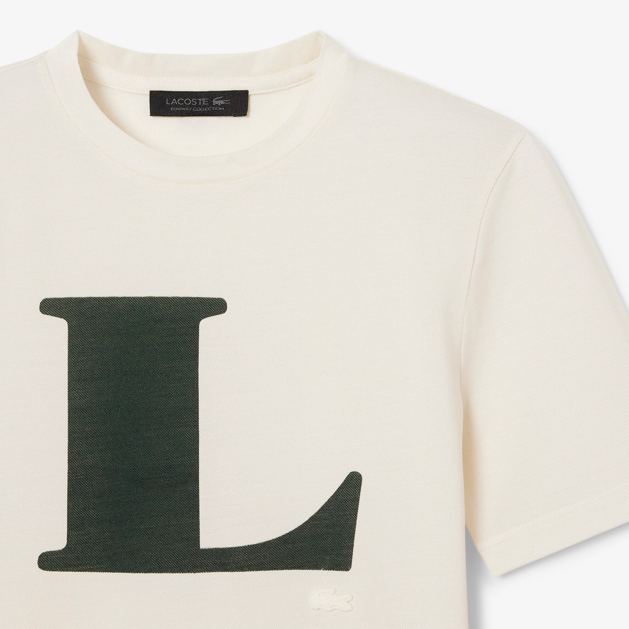 Runway Silk Graphic T-shirt image number 5