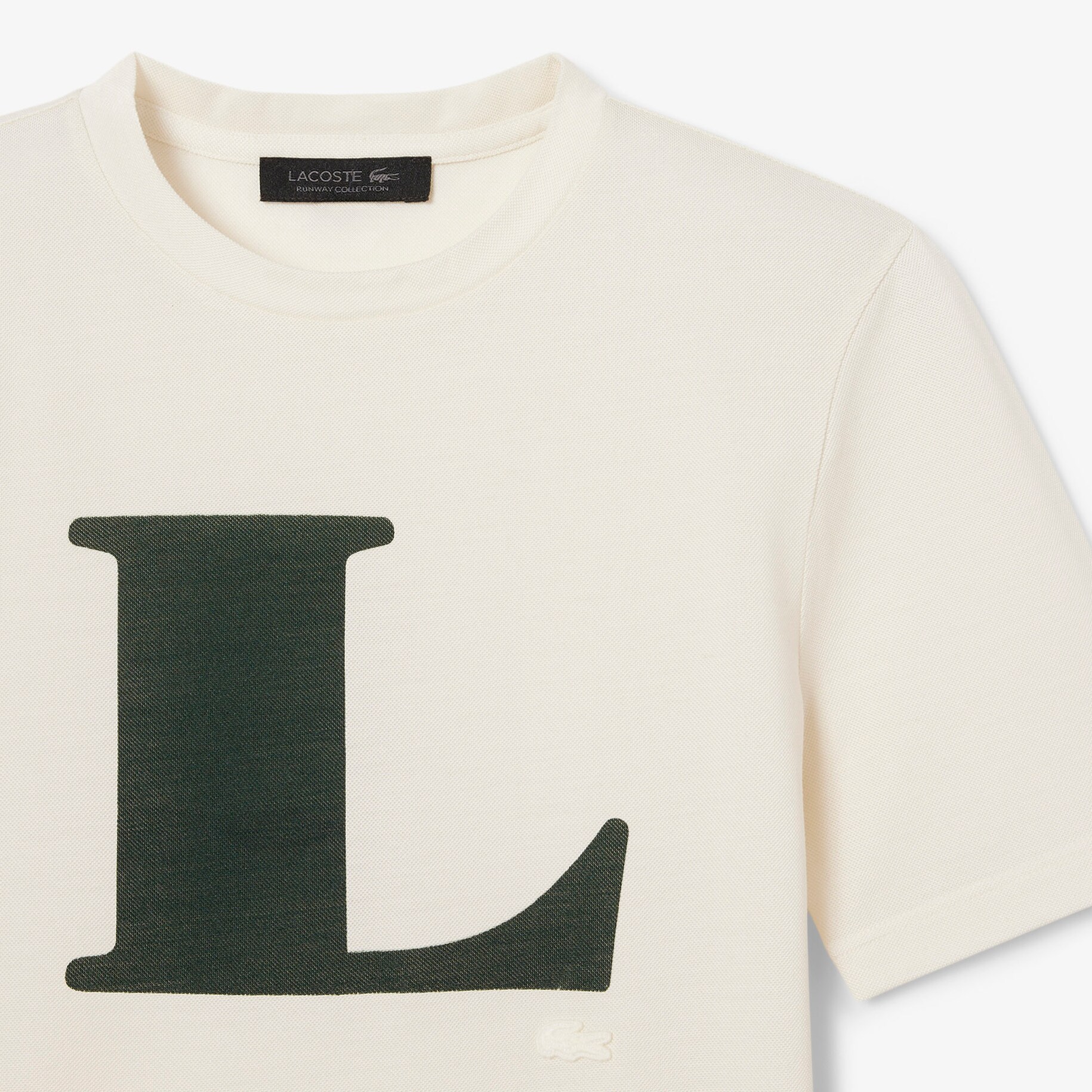 Runway Silk Graphic T-shirt image number 5