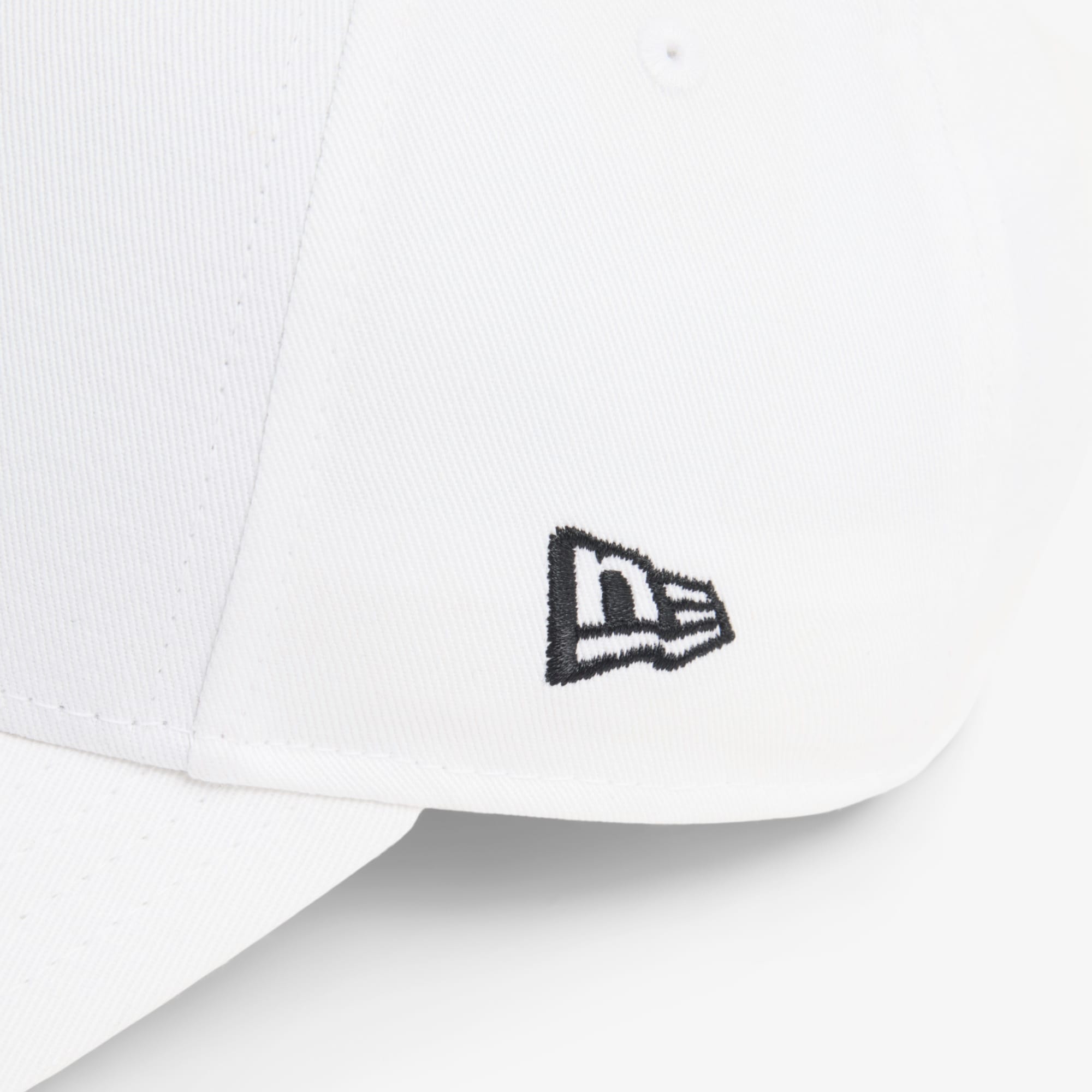 Lacoste Golf x New Era Cap image number 4