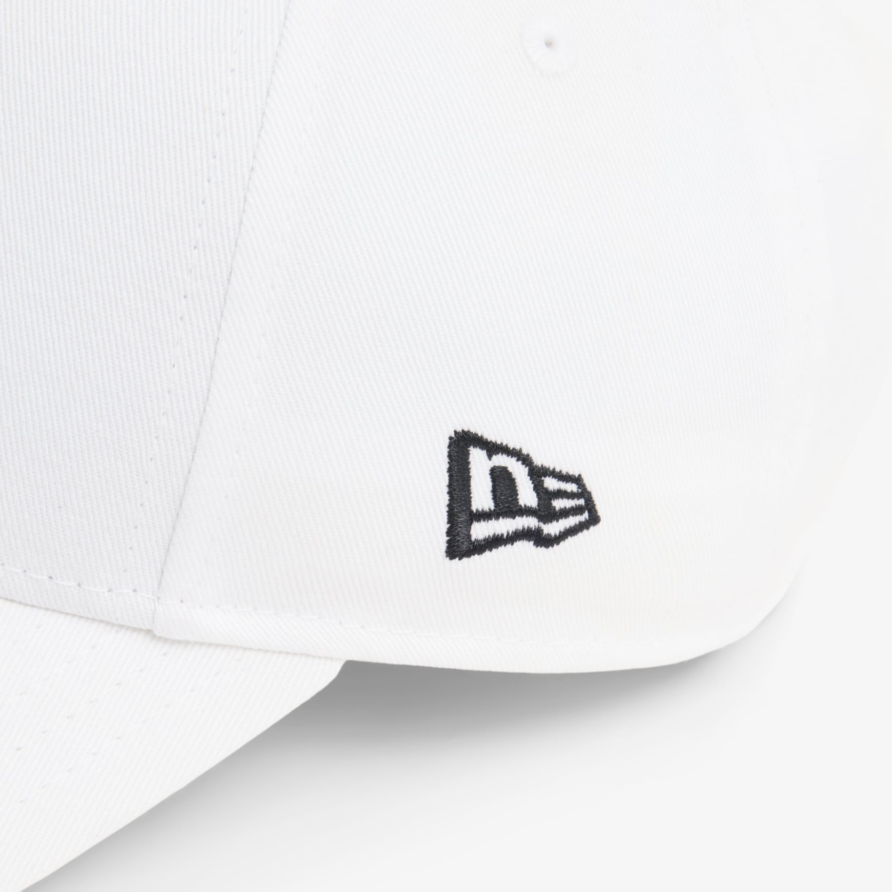 Lacoste Golf x New Era Cap image number 4