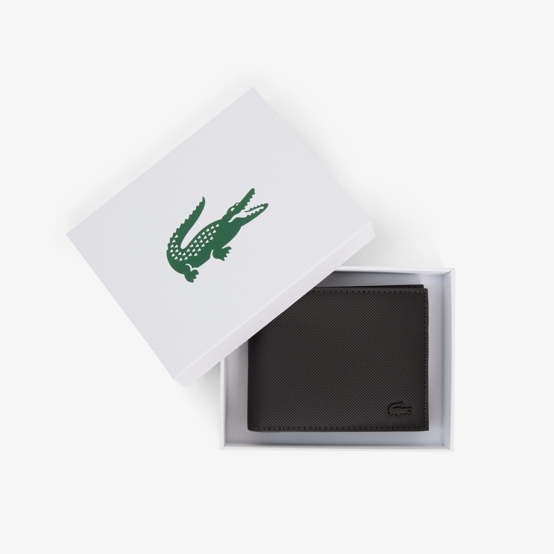 Small Men's Classic Piqu&eacute; Billfold image number 3