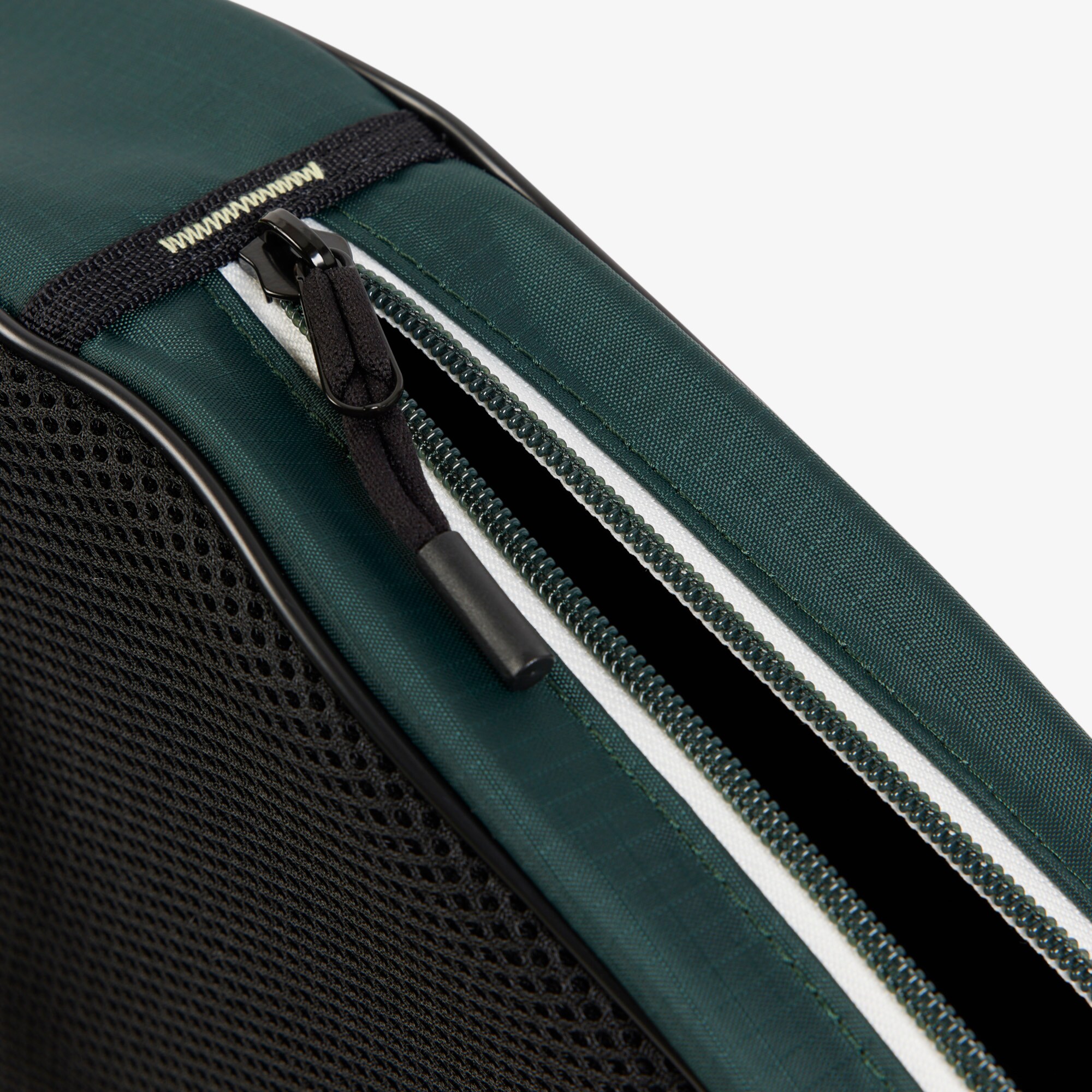 Play in Lacoste Racket Bag image number 4