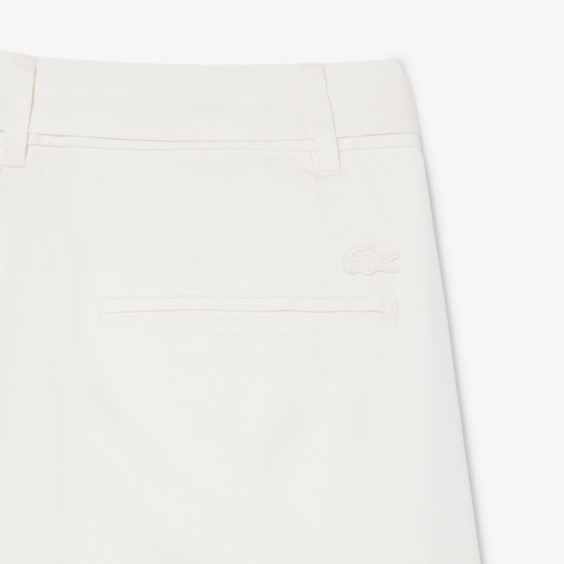 Oversized Fluid Linen Blend Bermuda Shorts image number 3