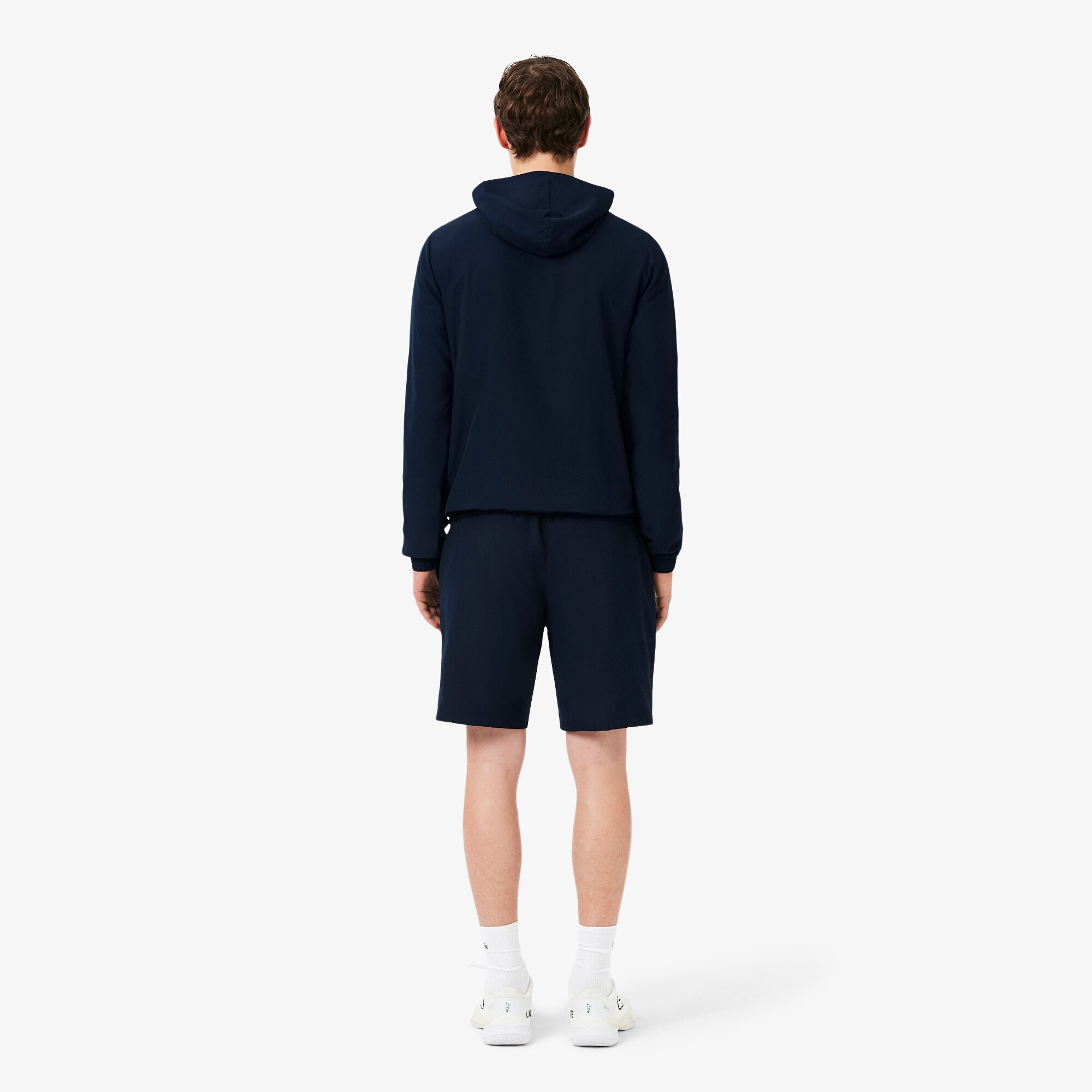 Men's Lacoste SPORT tennis shorts in solid diamond weave taffeta image number 2