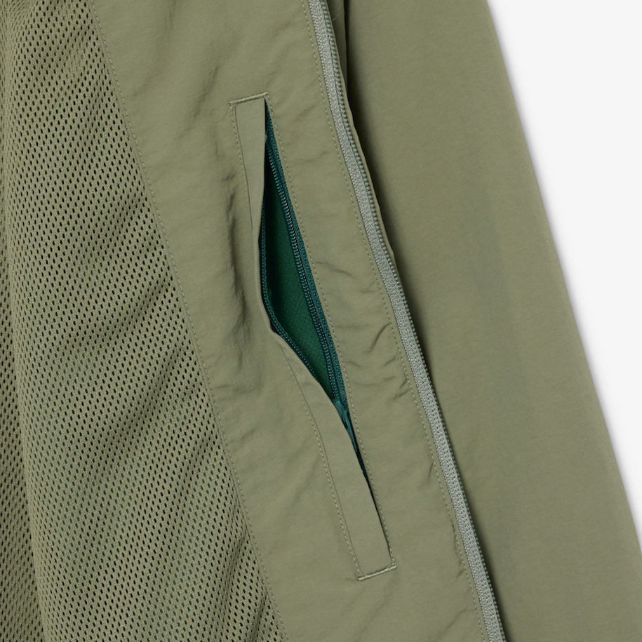 Technical Nylon Water-Repellent Windbreaker image number 4
