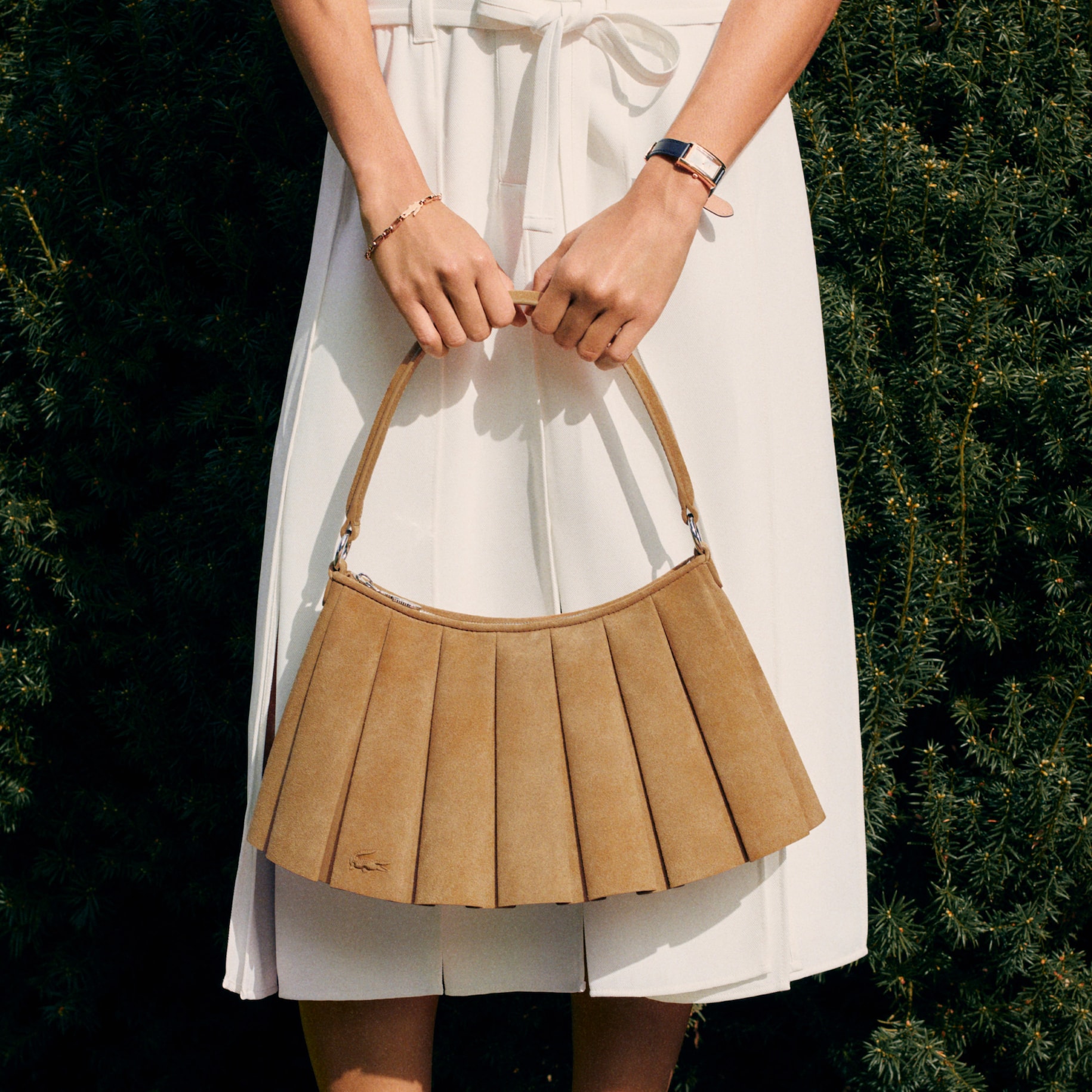 Medium Lenglen Suede Leather Purse image number 0