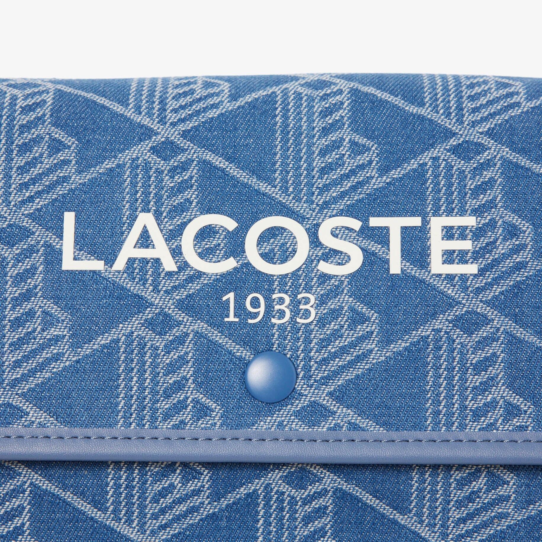 Heritage Jacquard Flap Close Bag image number 4