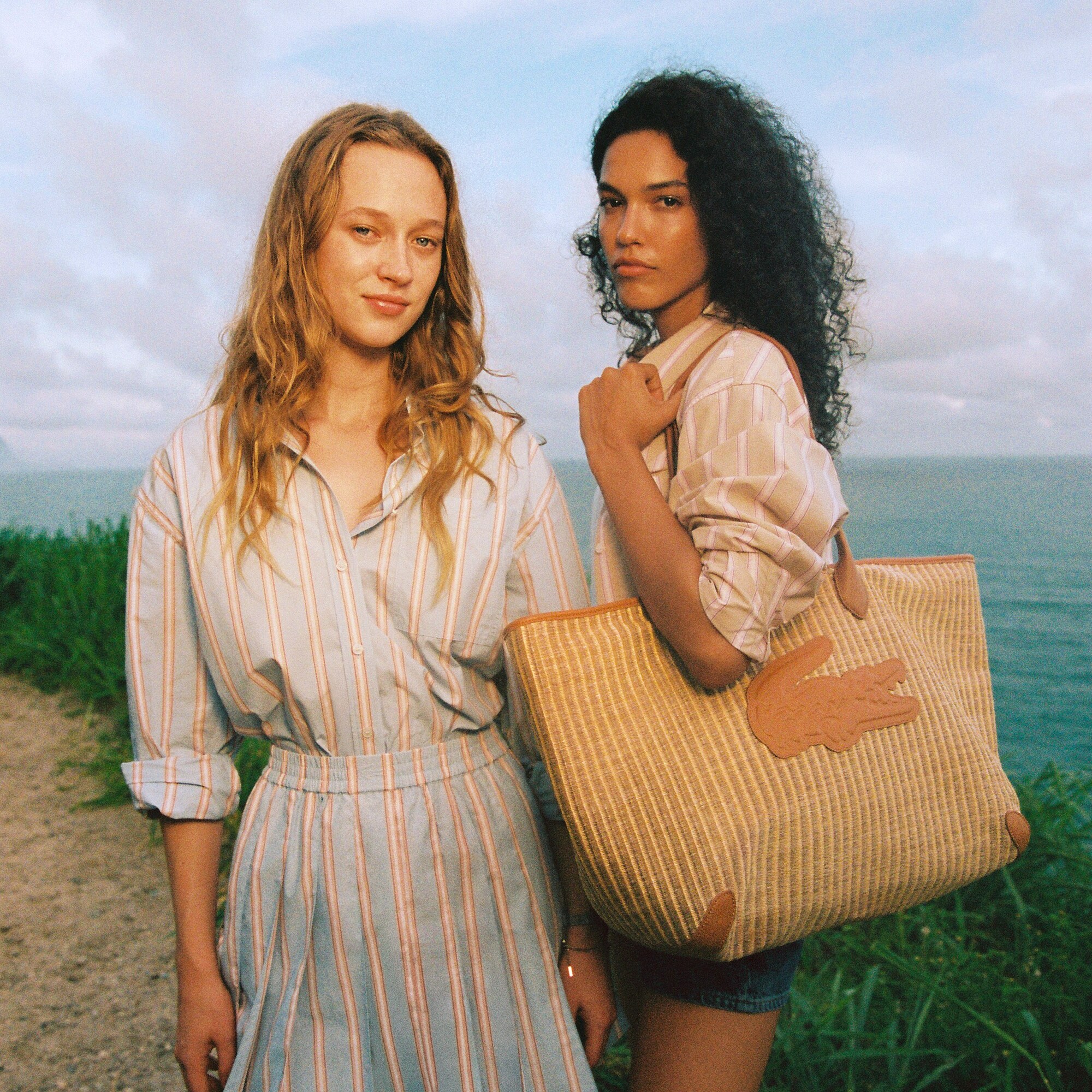 Summer Pack Raffia Tote image number 5
