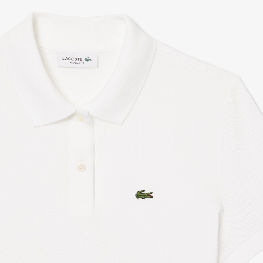 Kaos Polo Wanita Lacoste Petit Piqu&eacute; Katun Lembut Regular Fit image number 5