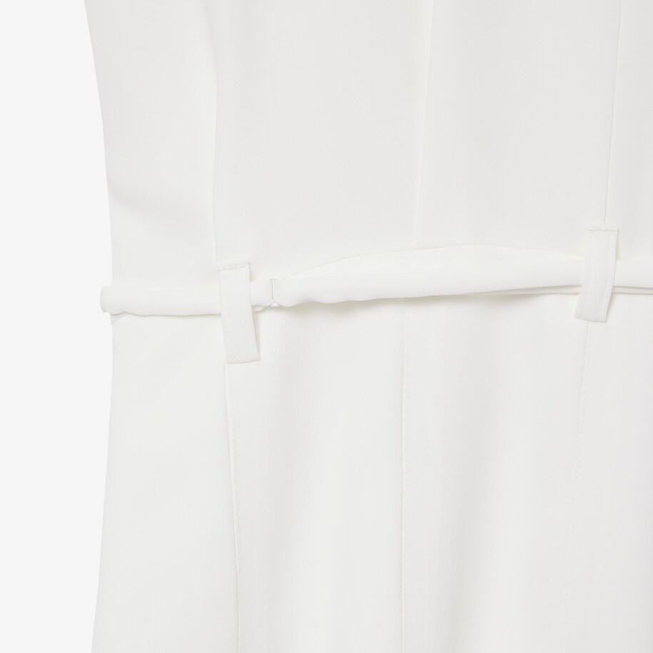 Gaun Polo Detail Enbroidery Runway image number 8