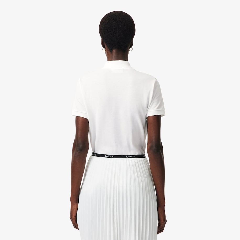 Kaos Polo Wanita Lacoste Petit Piqu&eacute; Katun Lembut Regular Fit image number 2
