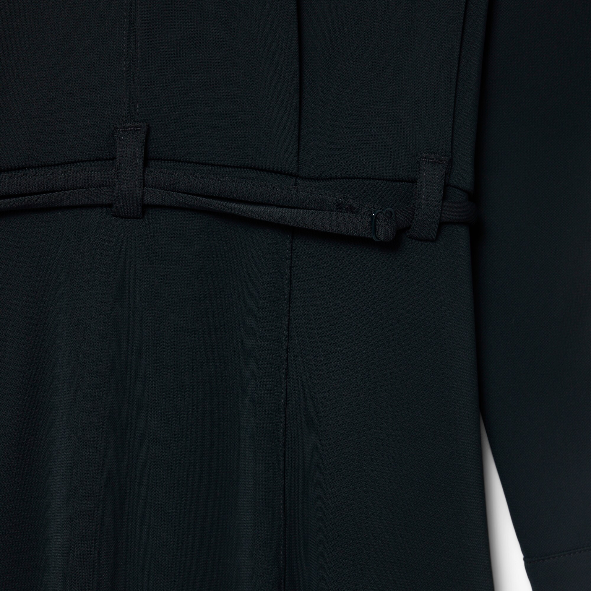 Gaun Maxi Polo Lipit Runway image number 9