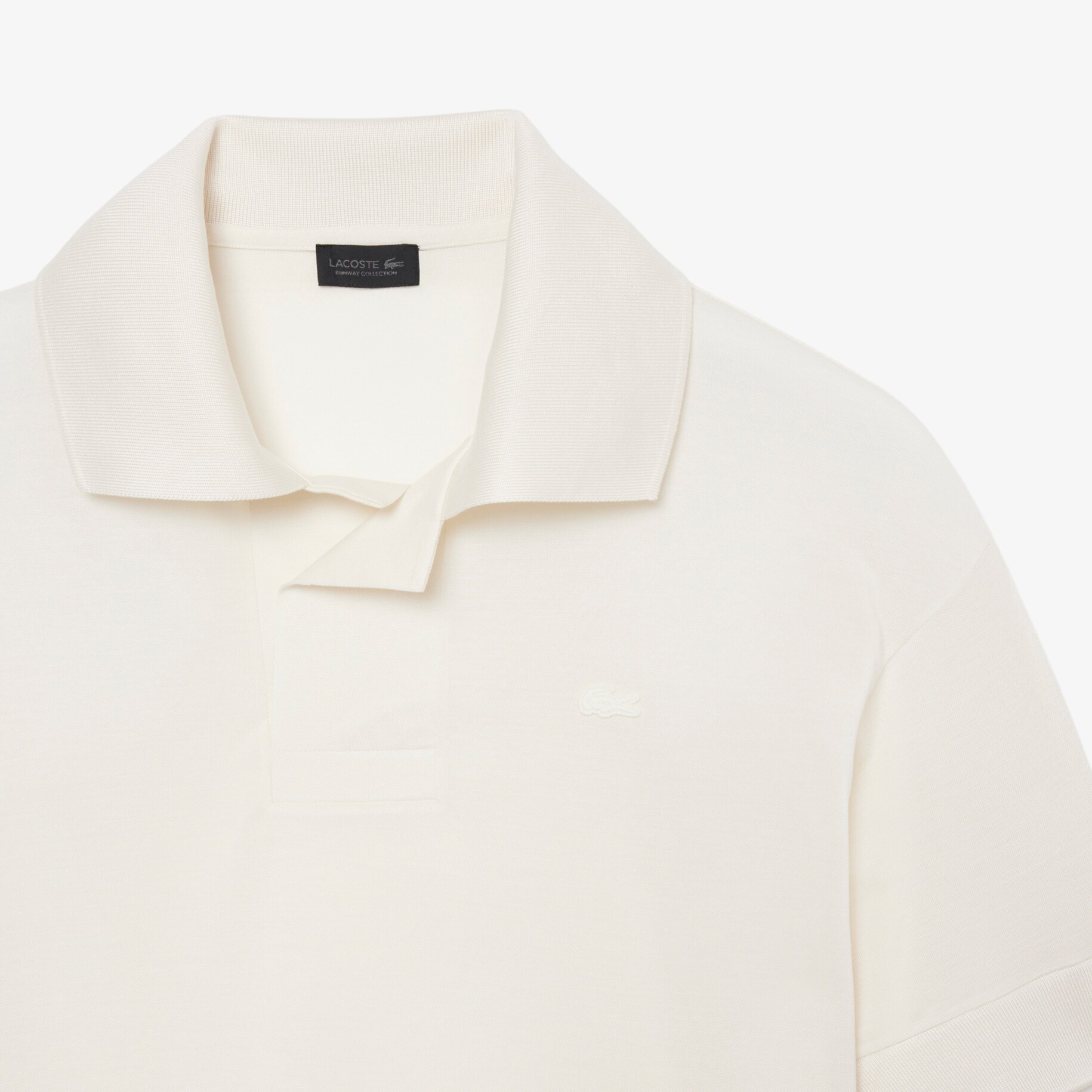 Kaos Polo Sutra Piqu&eacute; Oversize Runway image number 5