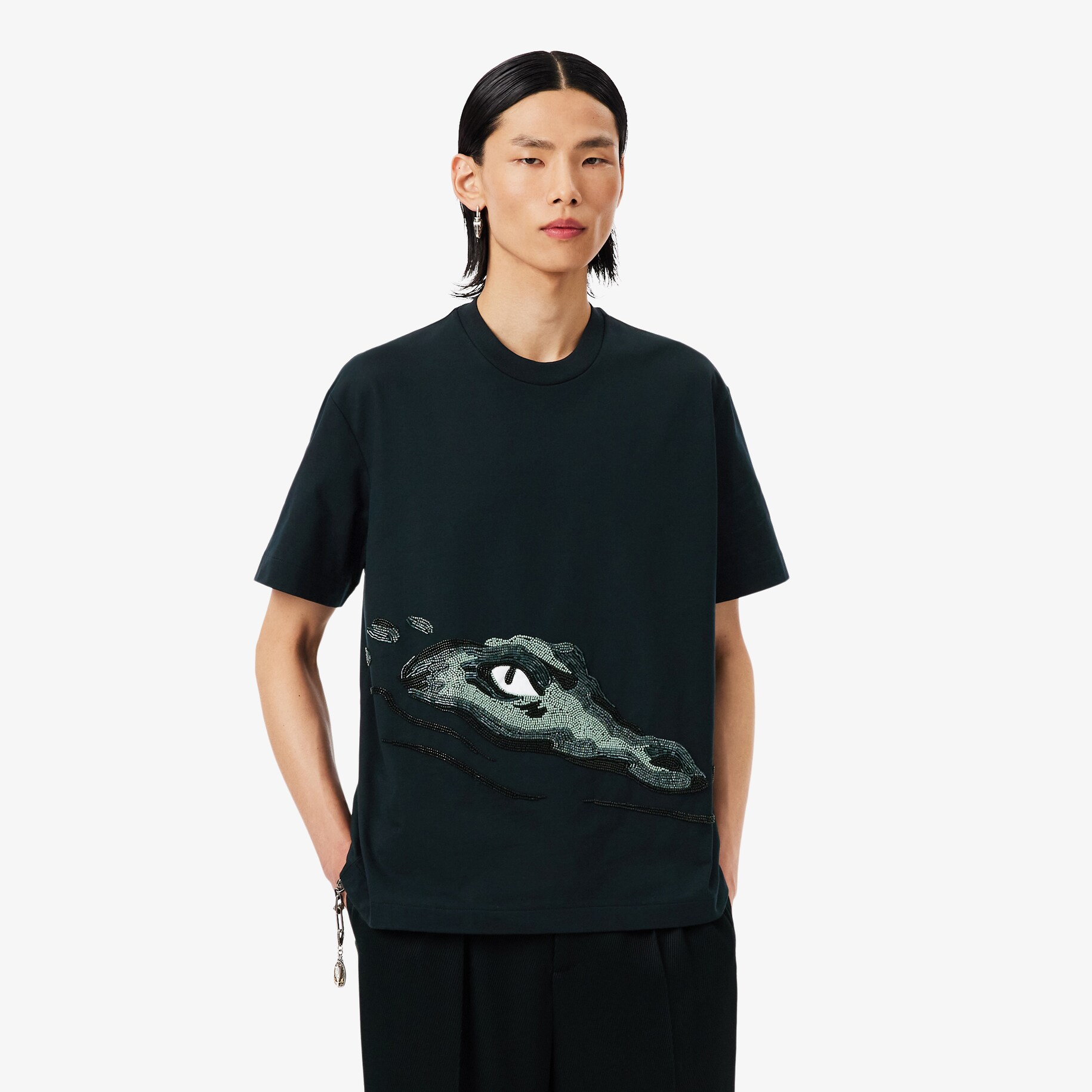 Kaos Buaya Manik-manik Runway image number 0