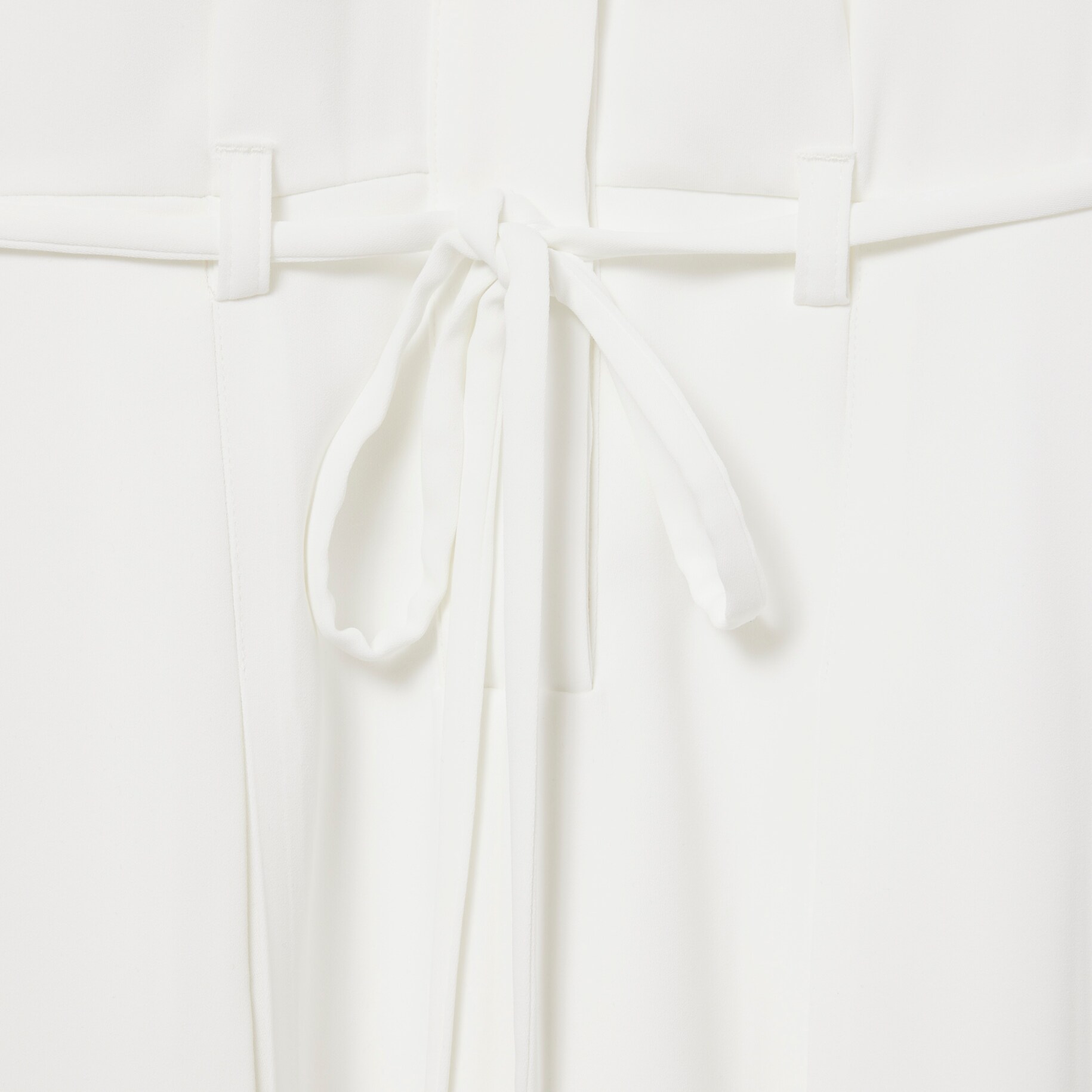 Gaun Polo Detail Enbroidery Runway image number 6