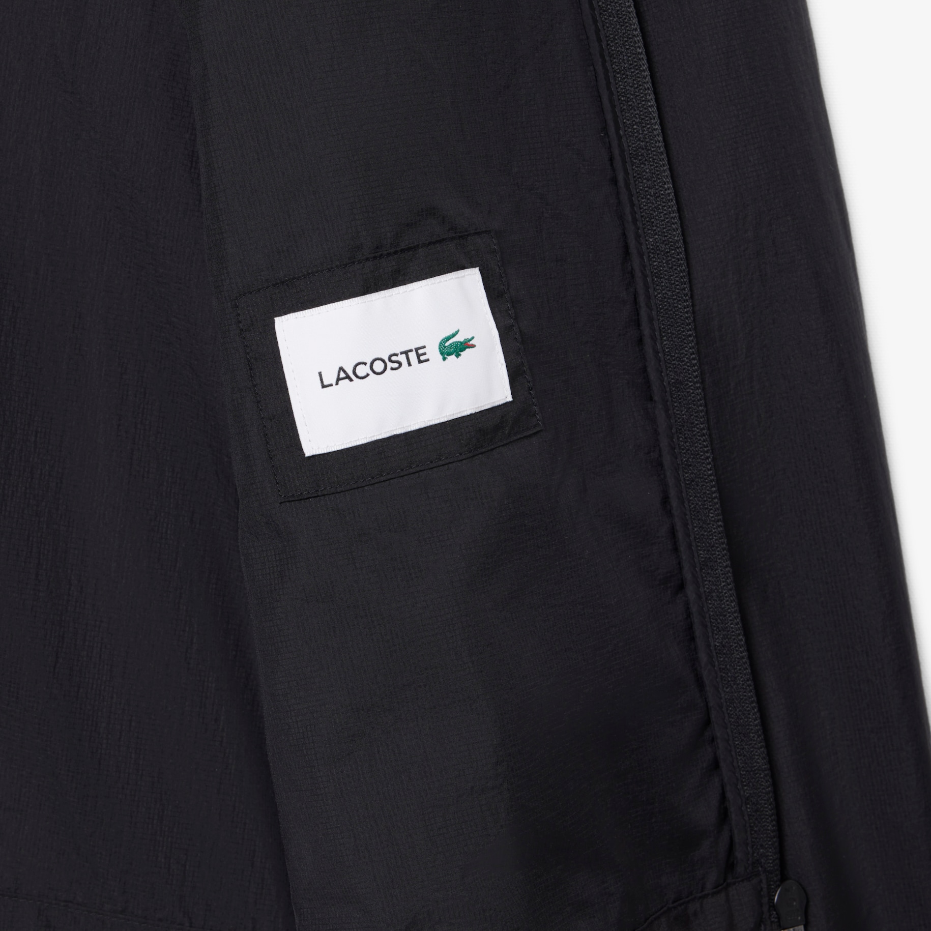 Jaket Pria Lightweight Packable Water-Repellent image number 6