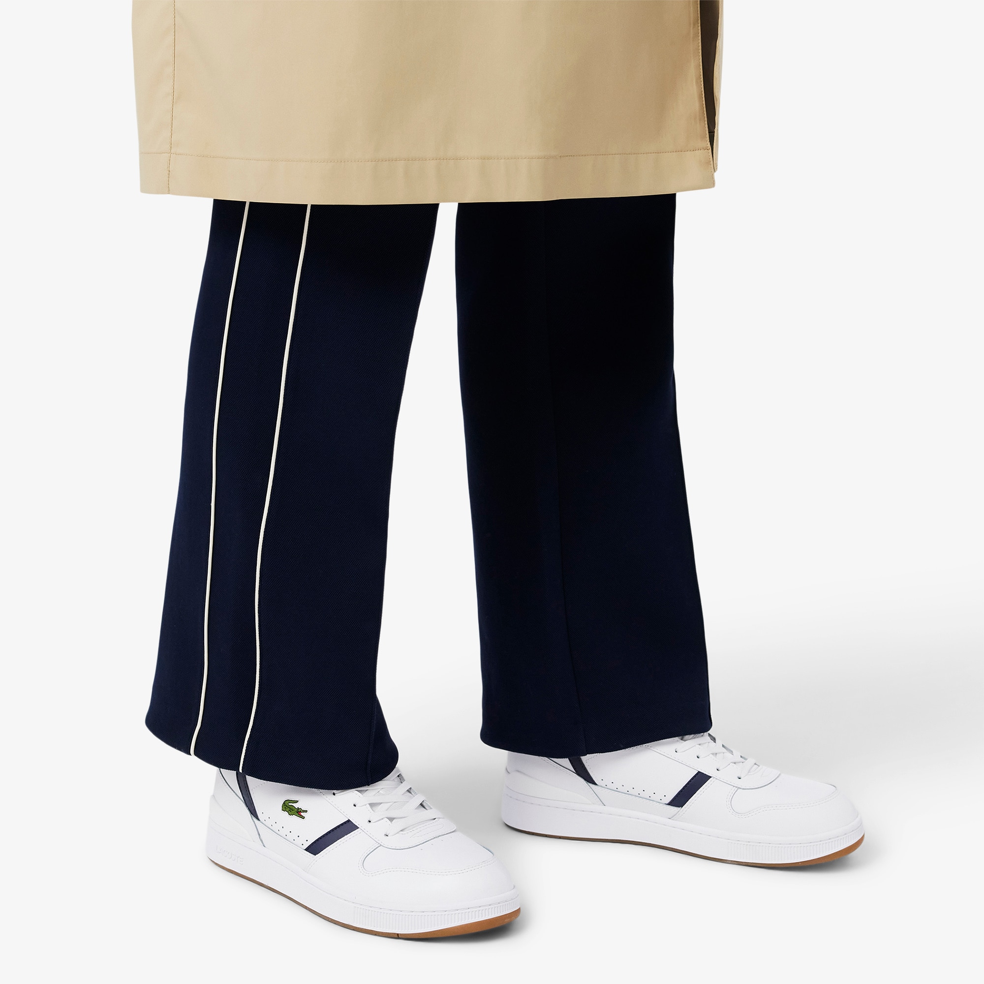 Sepatu Sneakers Kulit T-Clip Pria image number 6