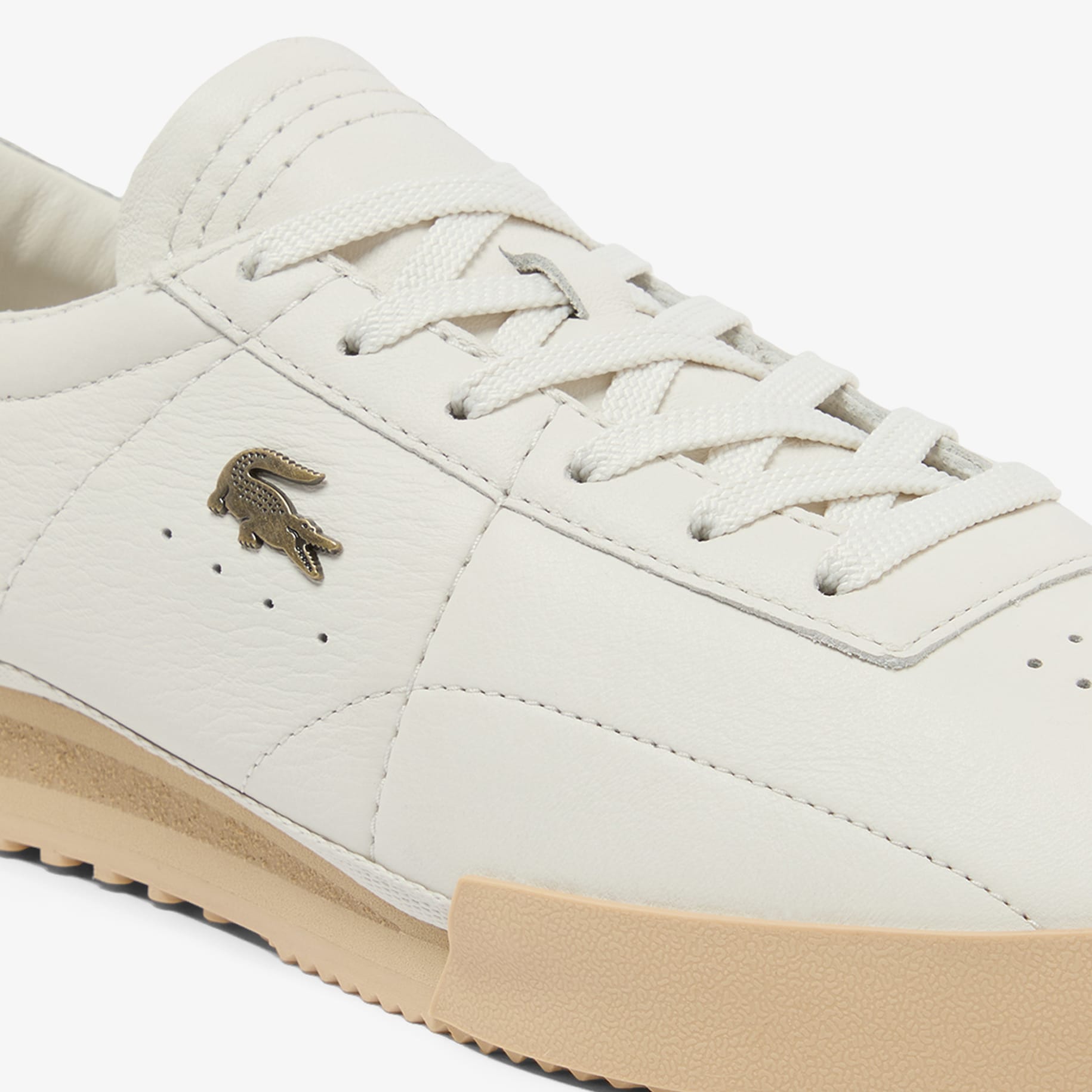 Sepatu Sneakers Pria Aura image number 5