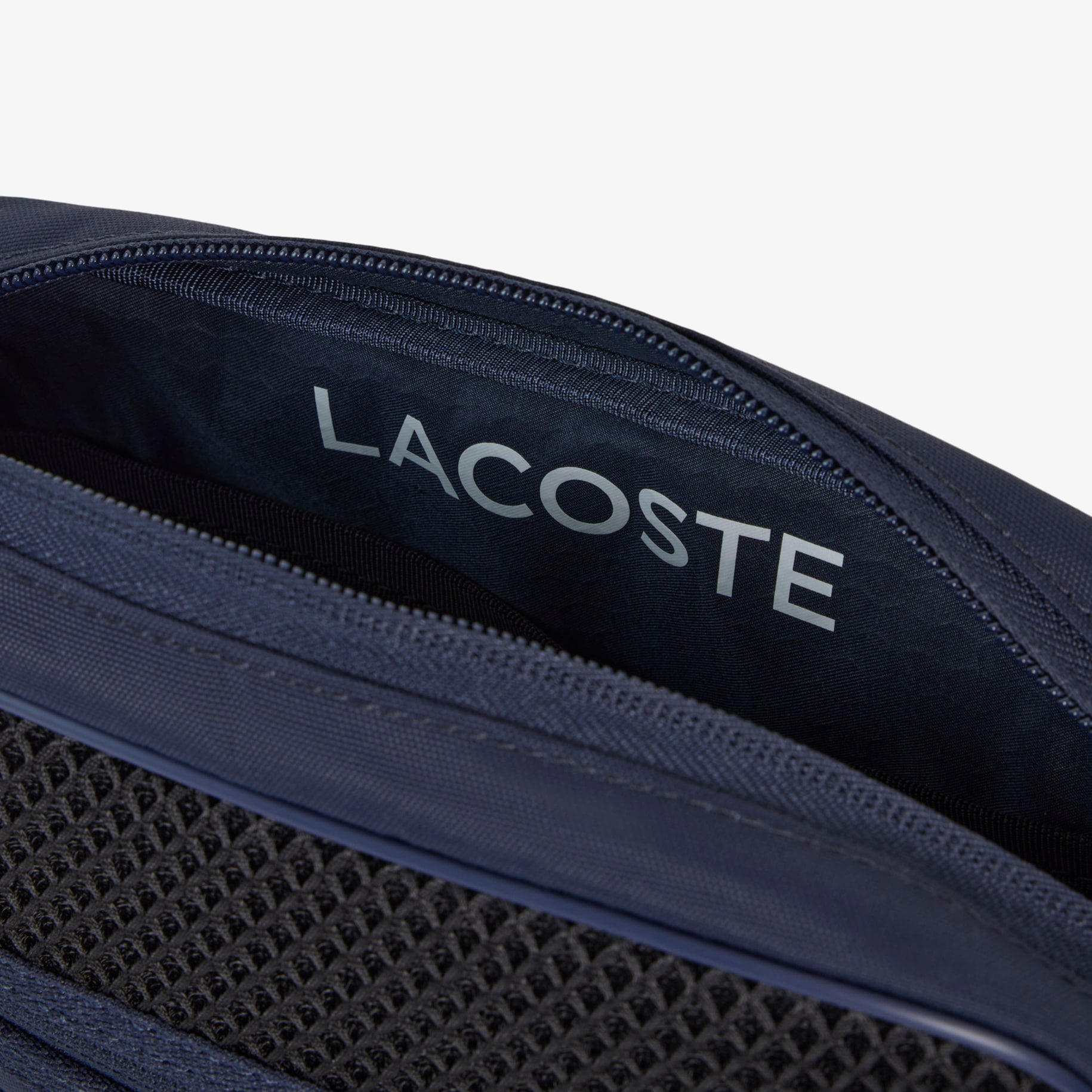 Tas Reporter Play in Lacoste image number 3