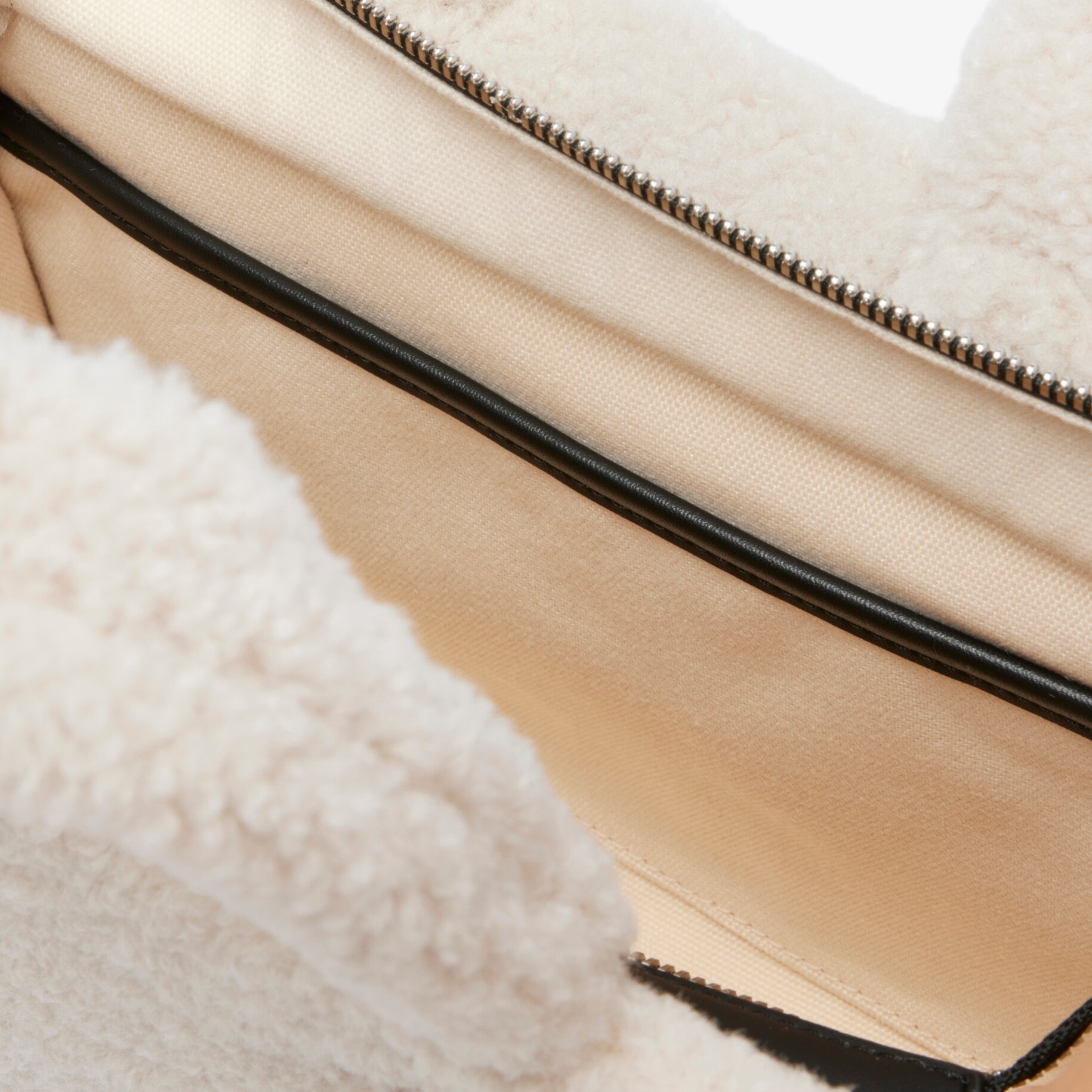 Small Heritage Tote image number 3