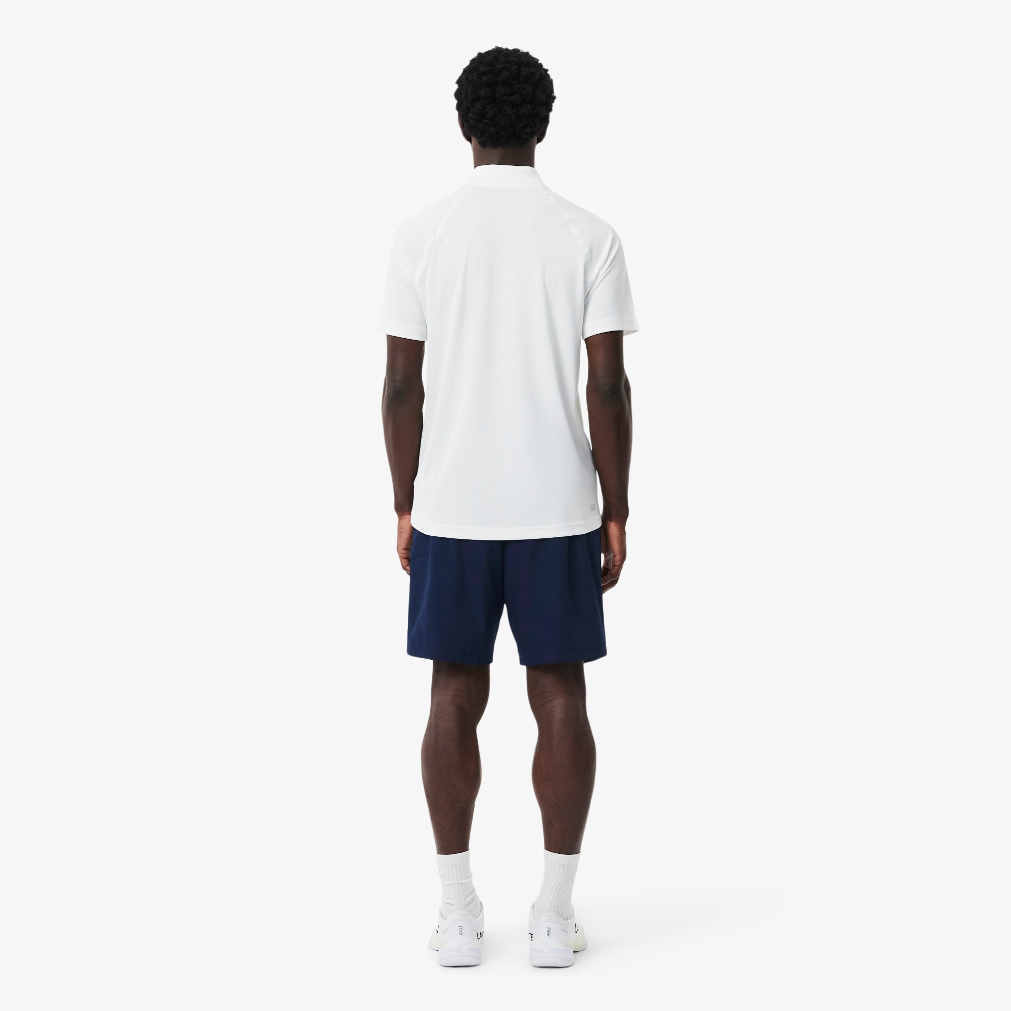 Men's Lacoste SPORT tennis shorts in solid diamond weave taffeta image number 2