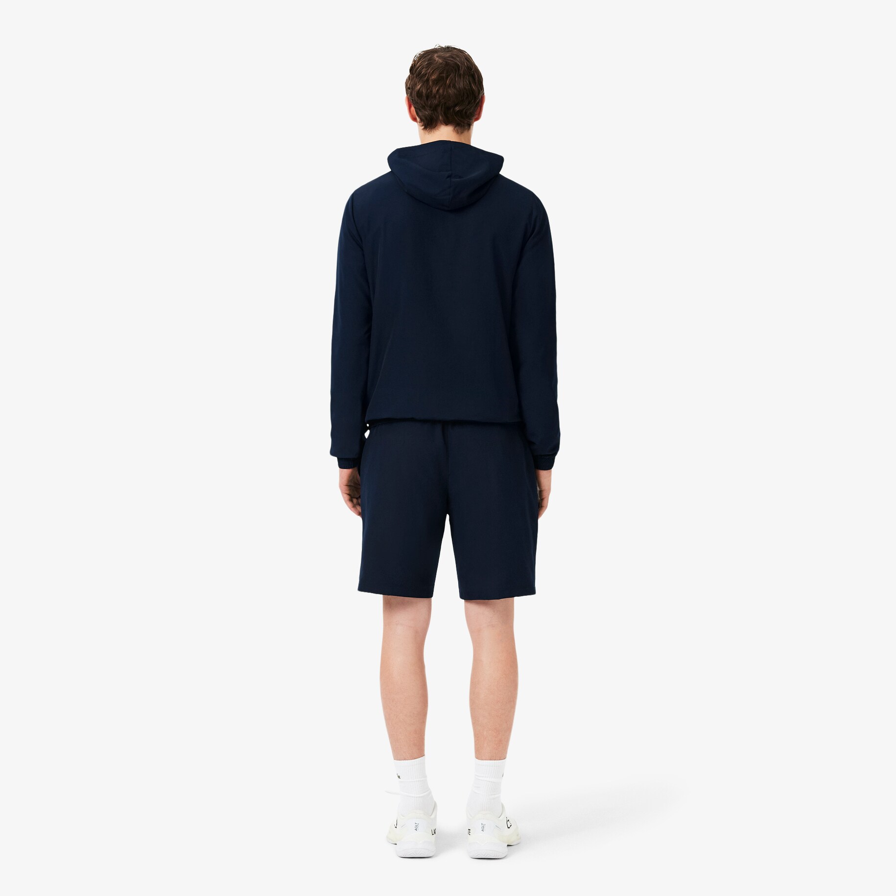 Men's Lacoste SPORT tennis shorts in solid diamond weave taffeta image number 2