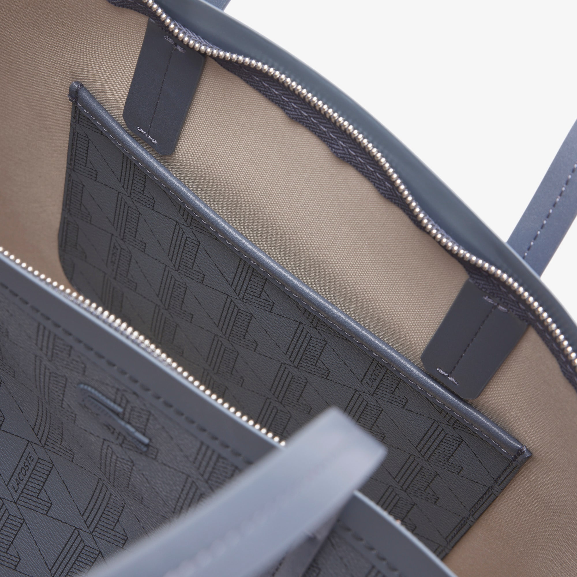 Zely Grained Tote with Pouch image number 3