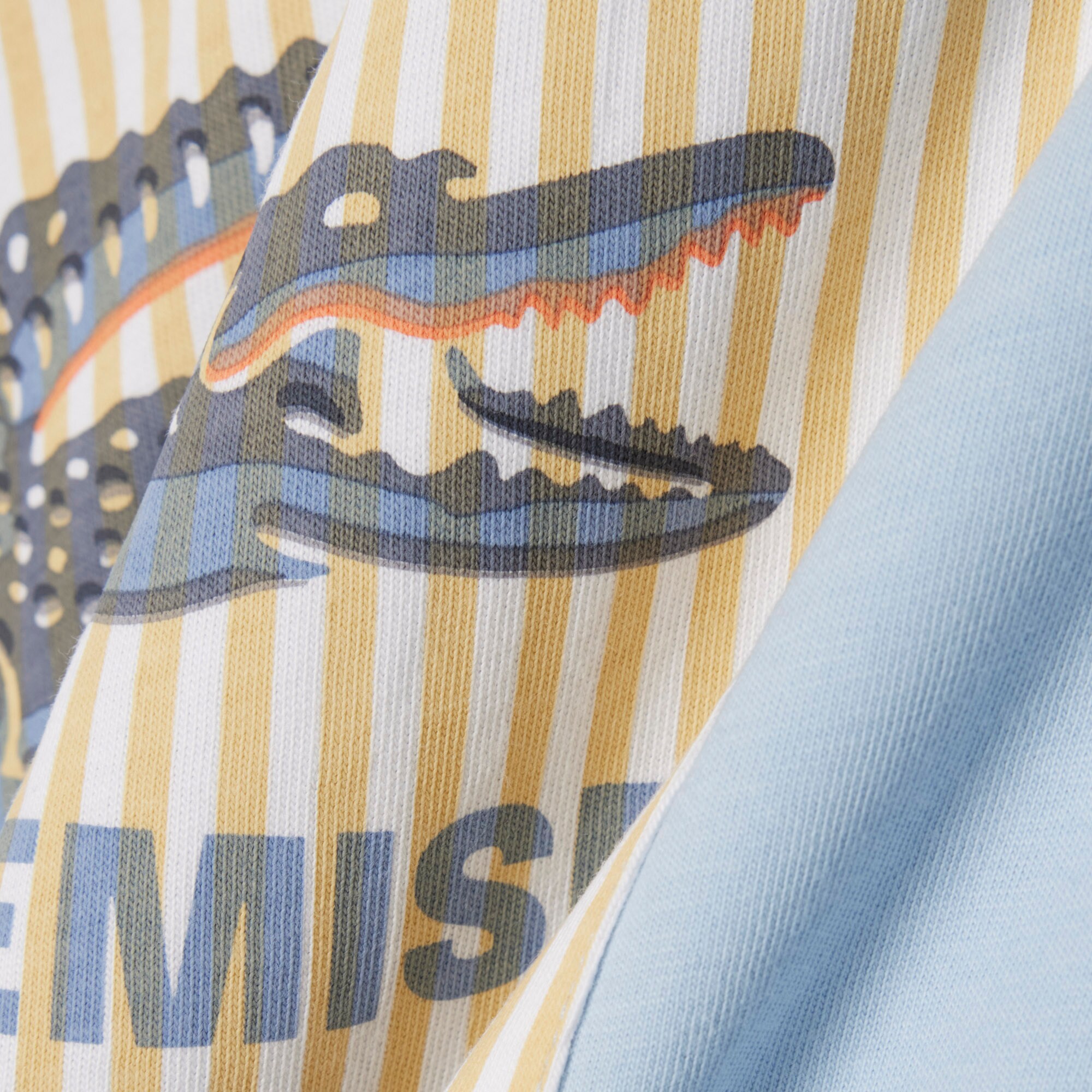 Badge Accent Cotton T-shirt image number 7