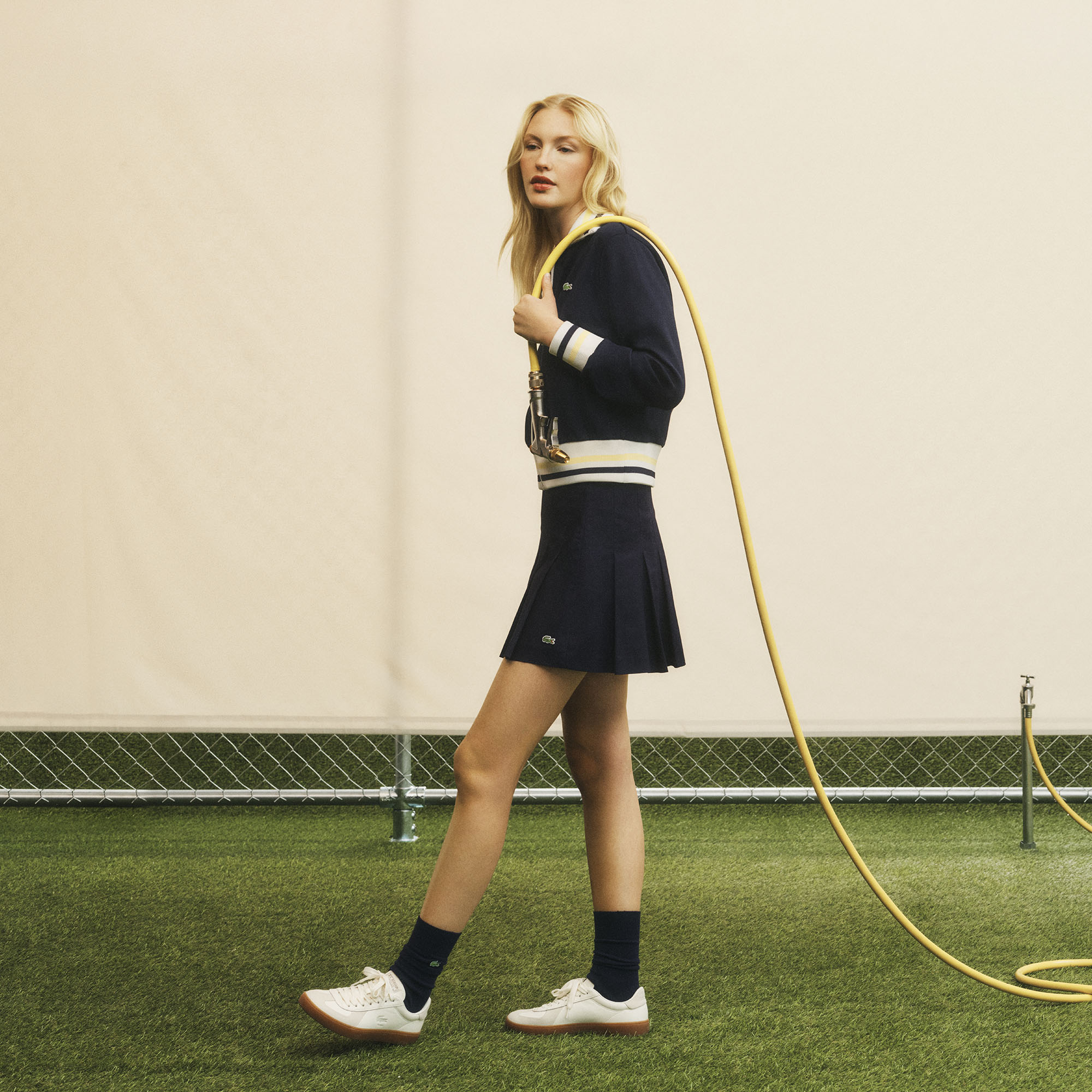 Women's Baseshot Pro Leather Sneakers image number 6